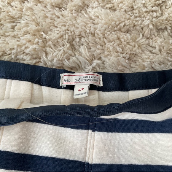 Vintage Gap blue and white sweet skirt! - Picture 2 of 3